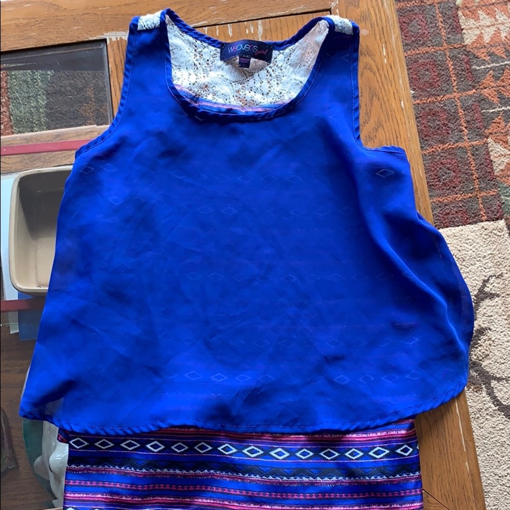 Blue layers tank